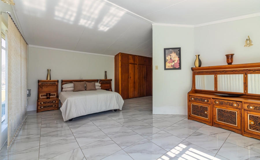 3 Bedroom Property for Sale in Noordhoek Free State
